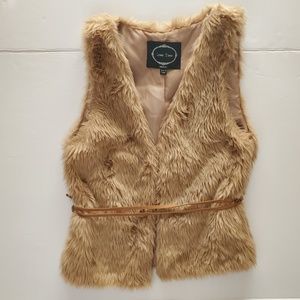 LOVE TREE FUR VEST W/ Belt NWOT